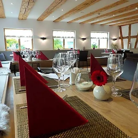 & Restaurant Adler - 24h Self-checkin Otel 3*