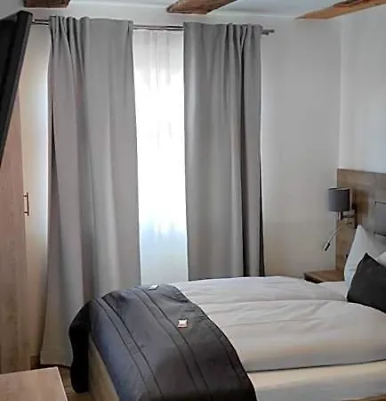 & Restaurant Adler - 24h Self-checkin Otel