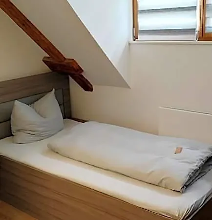 & Restaurant Adler - 24h Self-checkin Otel 3*