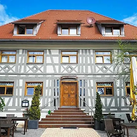 & Restaurant Adler - 24h Self-checkin Otel