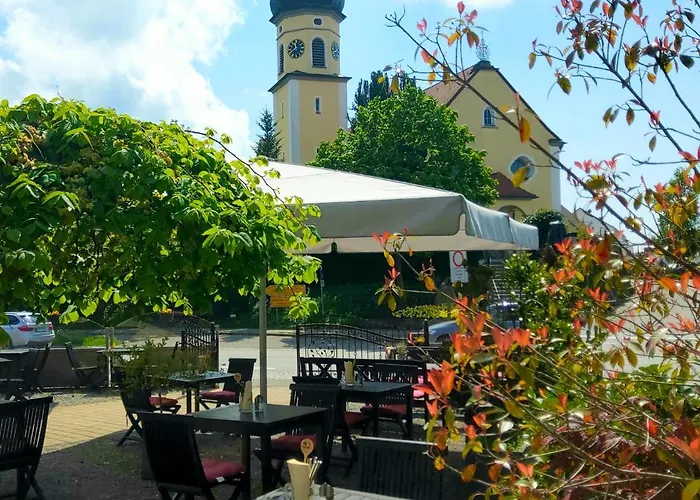 & Restaurant Adler - 24h Self-checkin ホテル