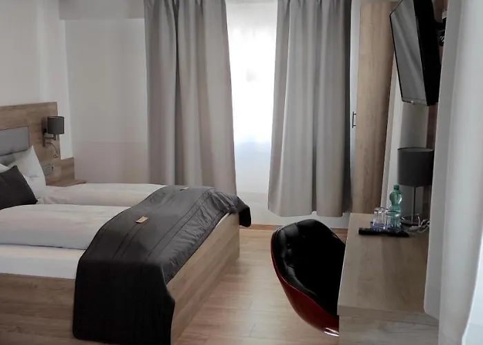 & Restaurant Adler - 24h Self-checkin 3*